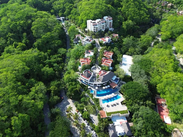 Grand Matlali · villas among the trees